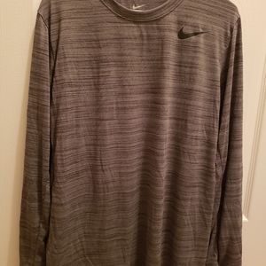 Nike DryFit LS Shirt (Large)